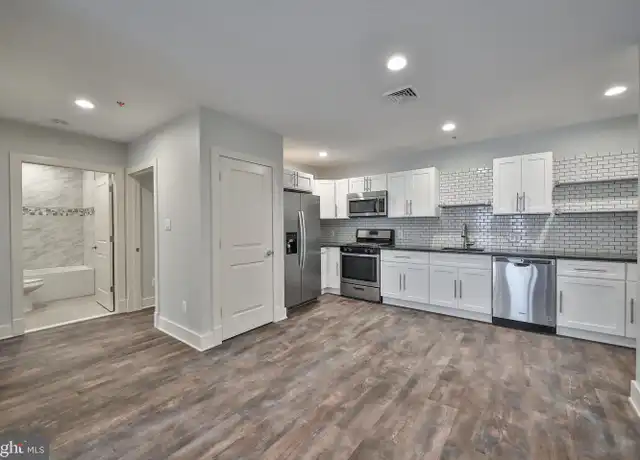 Property at 1320 N Franklin St Unit 4A, Philadelphia, PA, 19122, 2 beds, 1 bath, [object Object]