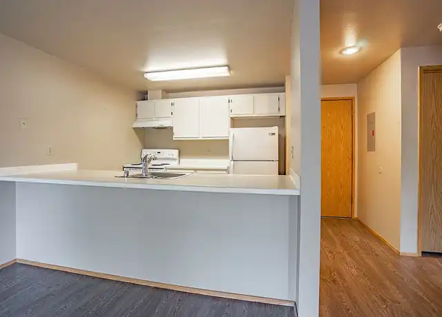 Property at Gracey Apartments - 201 NW 39th St, Seattle, WA, 98107, 1 bed, 1 bath, [object Object]