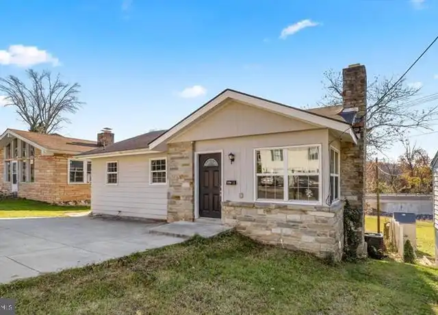 Property at 704 Brunswick St, Brunswick, MD, 21716, 3 beds, 2 baths, [object Object]