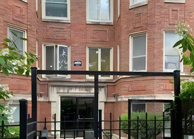 Property at 6716 S Chappel Ave, Chicago, IL, 60649, 2 beds, 1 bath, [object Object]