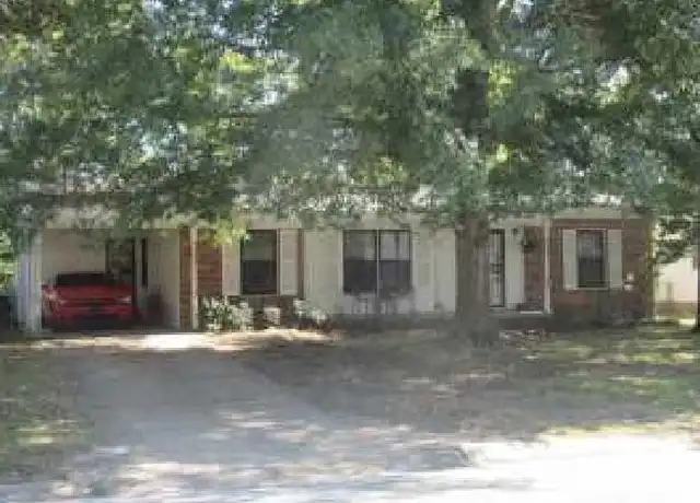 Property at 303 Brookside Dr, Little Rock, AR, 72205, 3 beds, 2 baths, [object Object]