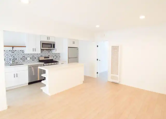 Property at 2546 3rd St Unit C, Santa Monica, CA, 90405, 1 bed, 1 bath, [object Object]
