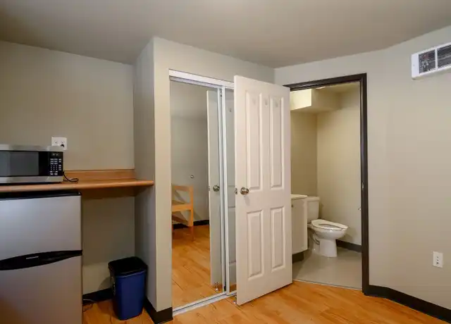 Property at 4735 21st Ave NE Unit 502, Seattle, WA, 98105, 0 beds, 1 bath, [object Object]