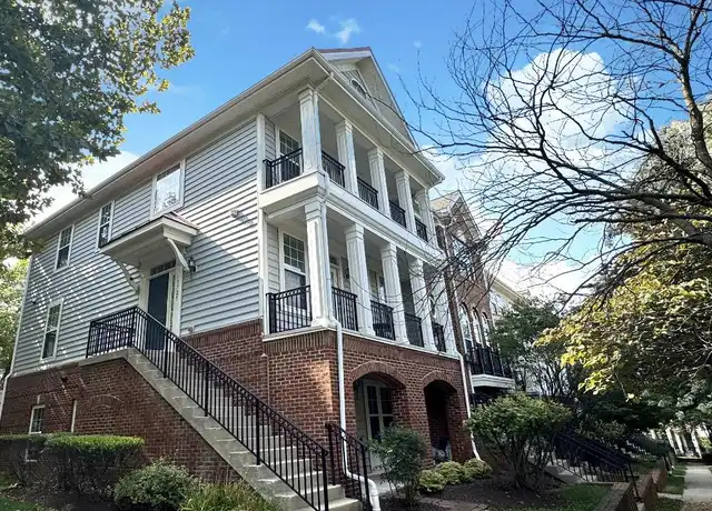 Property at 17725 Phelps Hill Ln, Derwood, MD, 20855, 3 beds, 2.5 baths, [object Object]