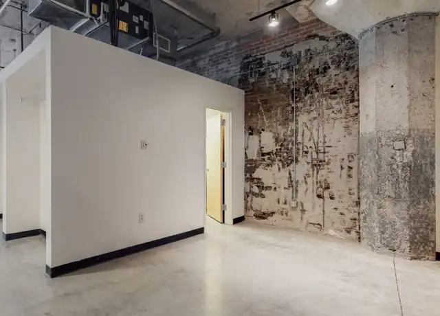 Property at 2520 S 3rd St #407, Louisville, KY, 40208, 2 beds, 2 baths, [object Object]