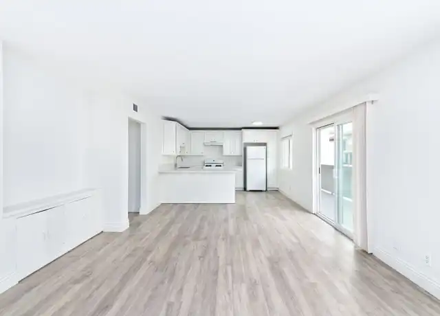 Property at 3350 Harding St Unit 15, Carlsbad, CA, 92008, 2 beds, 1 bath, [object Object]