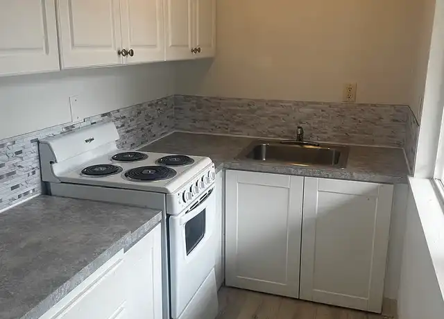 Property at Lauren Renee - 725 W Hazel St, Mount Vernon, WA, 98273, 0 beds, 1 bath, [object Object]