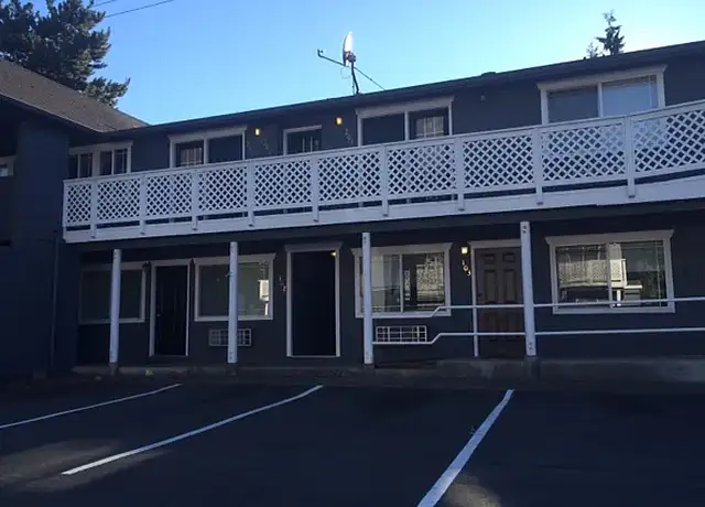 Photo of 725 W Hazel St, Mount Vernon, WA 98273