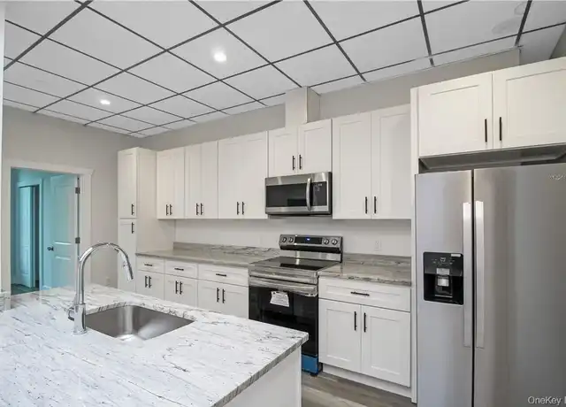 Property at 939 Central Ave Unit 3, Peekskill, NY, 10566, 2 beds, 1 bath, [object Object]