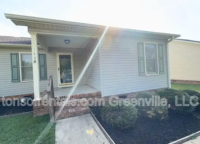 Property at 113 Hipps Ave, Simpsonville, SC, 29681, 2 beds, 1 bath, [object Object]