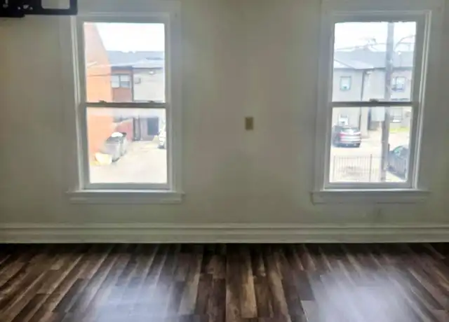 Property at 322 N 14th St Unit 2, Allentown, PA, 18102, 2 beds, 1 bath, [object Object]
