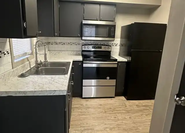 Property at 1905 W Nettleton Ave Unit 1905 A, Jonesboro, AR, 72401, 2 beds, 1.5 baths, [object Object]