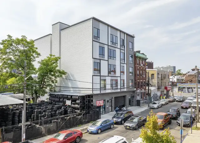 Photo of 9 Clark St, Newark, NJ 07104