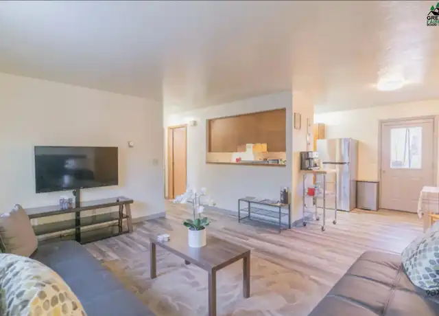 Property at 1032 28th Ave, Fairbanks, AK, 99701, 2 beds, 1 bath, [object Object]