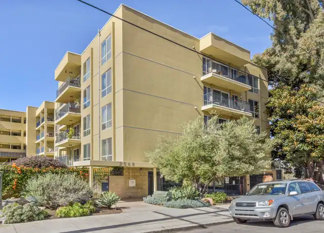 Property at 2568 Albatross St Unit 3A, San Diego, CA, 92101, 2 beds, 2 baths, [object Object]
