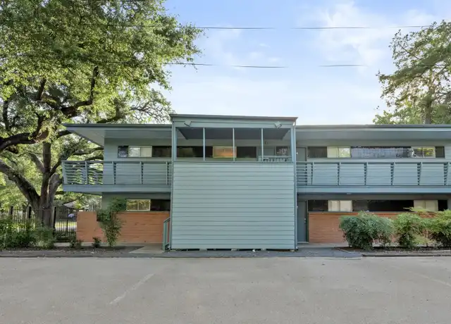 Property at 217 E 12th St #4, Houston, TX, 77008, 2 beds, 1 bath, [object Object]