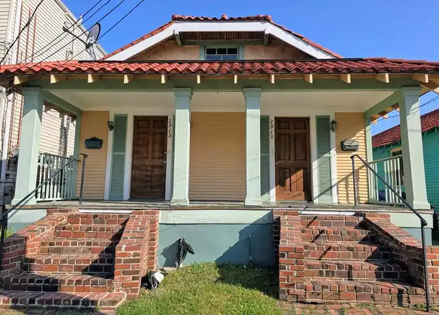 Property at 2915 Carondelet St, New Orleans, LA, 70115, 2 beds, 1 bath, [object Object]