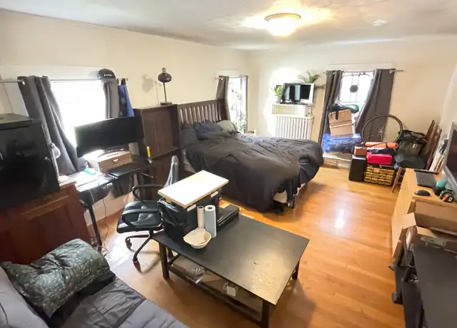 Property at 340 Broadway Unit 2F_Master_suite, Cambridge, MA, 02139, 1 bed, 1 bath, [object Object]