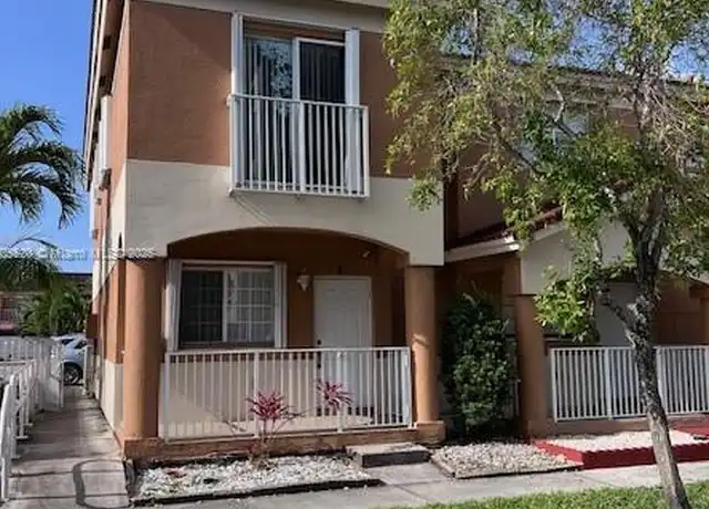 Property at 112 E 5th St #4, Hialeah, FL, 33010, 3 beds, 2.5 baths, [object Object]