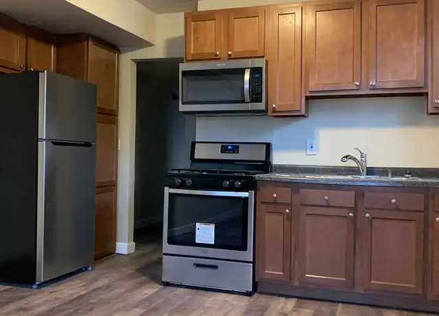 Property at 3211 N 6th St Unit 3, Minneapolis, MN, 55412, 3 beds, 1 bath, [object Object]