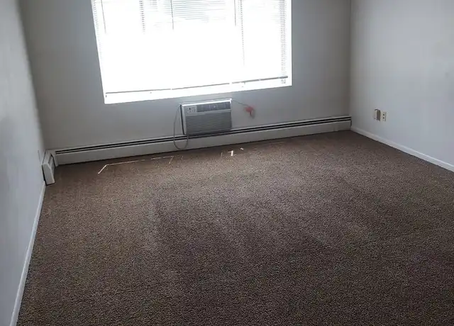 Property at 1600 60th St Unit 1, Kenosha, WI, 53140, 2 beds, 1 bath, [object Object]