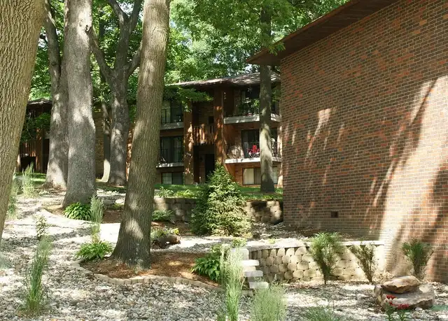 Property at Forest Ridge Apartments - 1220 Sierra Dr NE, Cedar Rapids, IA, 52402, 2 beds, 1-2 bath, [object Object]