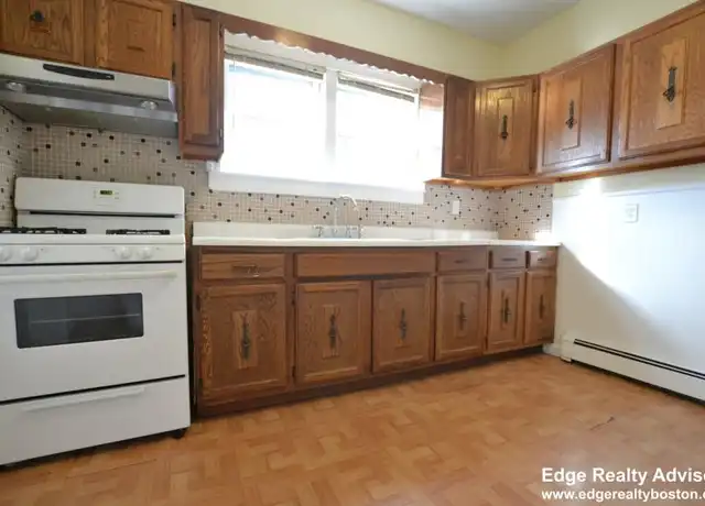 Property at 52 Irving St, Watertown, MA, 02472, 2 beds, 1 bath, [object Object]