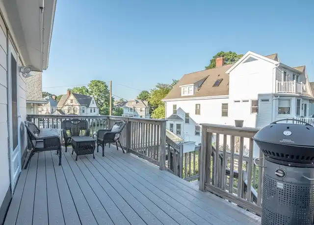 Property at 16 Walker St Unit 2, Newtonville, MA, 02460, 4 beds, 2 baths, [object Object]