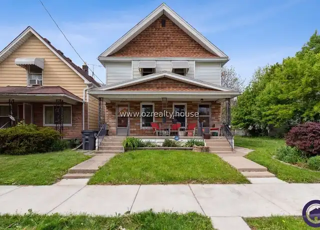 Property at 223 E Weber St, Toledo, OH, 43608, 2 beds, 1 bath, [object Object]