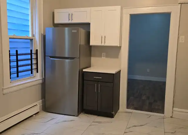Property at 17 Edwin Pl Unit 1, Newark, NJ, 07112, 2 beds, 1 bath, [object Object]