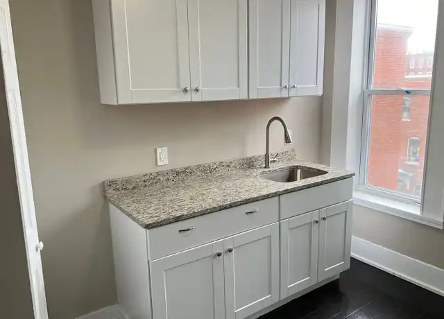 Property at 197 Appleton St Unit 197-3B, Lowell, MA, 01852, 0 beds, 1 bath, [object Object]