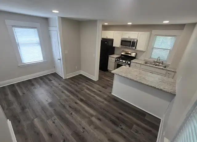 Property at 551 Crescent St NE Unit 3, Grand Rapids, MI, 49503, 1 bed, 1 bath, [object Object]