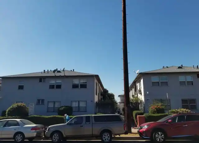 Property at 7349 Woodman Ave, Van Nuys, CA, 91405, 1 bed, 1 bath, [object Object]
