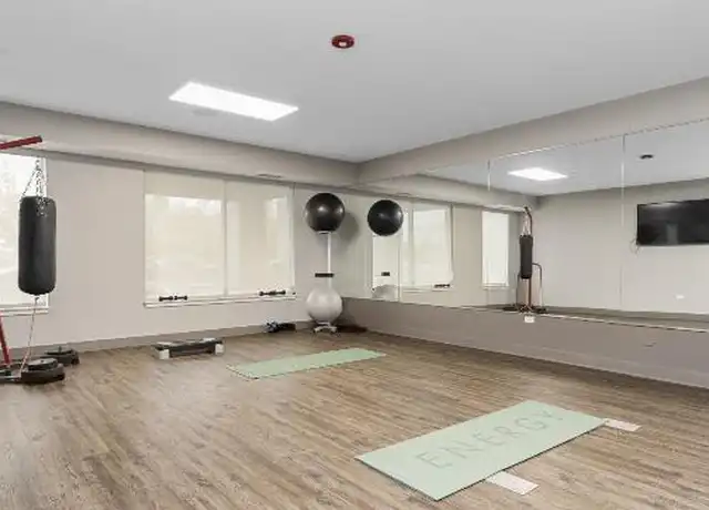 Property at 18w070 Royce Blvd, Oakbrook Terrace, IL, 60181, 2 beds, 2 baths, [object Object]