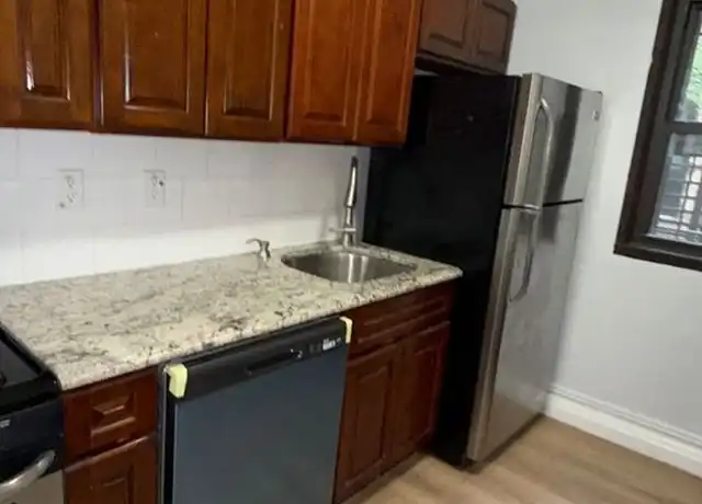 Property at 75 W 37th St Unit B1, Bayonne, NJ, 07002, 2 beds, 1 bath, [object Object]