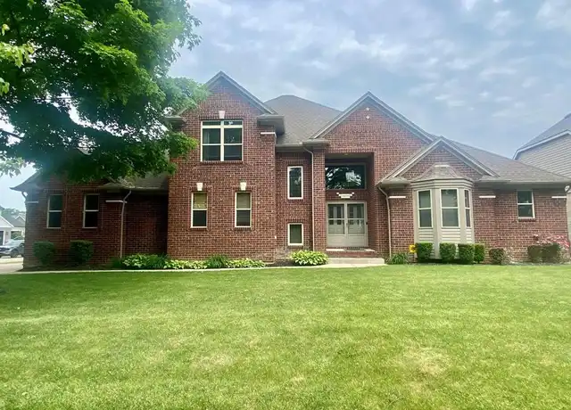 Property at 14225 Southgate Dr, Sterling Heights, MI, 48313, 5 beds, 2.5 baths, [object Object]