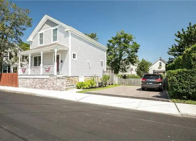 Property at 40 Grafton St, Newport, RI, 02840, 3 beds, 2.5 baths, [object Object]