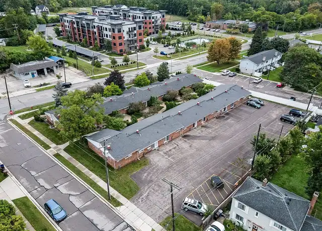 Property at Plymouth Gardens Apartments - 230 Plymouth Rd, Plymouth, MI, 48170, 1 bed, 1 bath, [object Object]