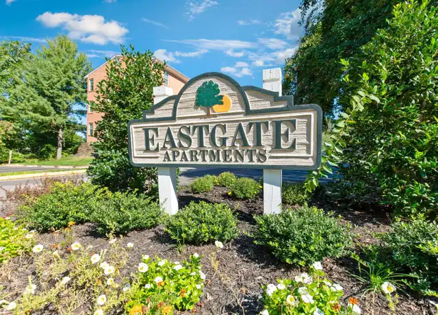 Property at 18450 Lotus Ct Unit 18450-204, Triangle, VA, 22172, 1 bed, 1 bath, [object Object]