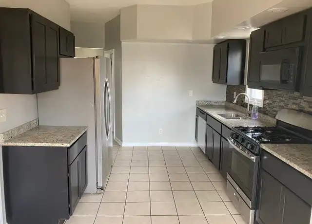 Property at 8003 S Marquette Ave, Chicago, IL, 60617, 5 beds, 2 baths, [object Object]