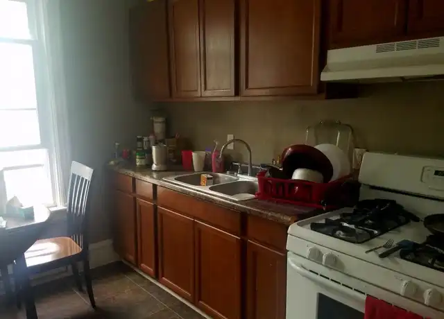 Property at 409 Lafond Ave Unit 2, St Paul, MN, 55103, 2 beds, 1 bath, [object Object]
