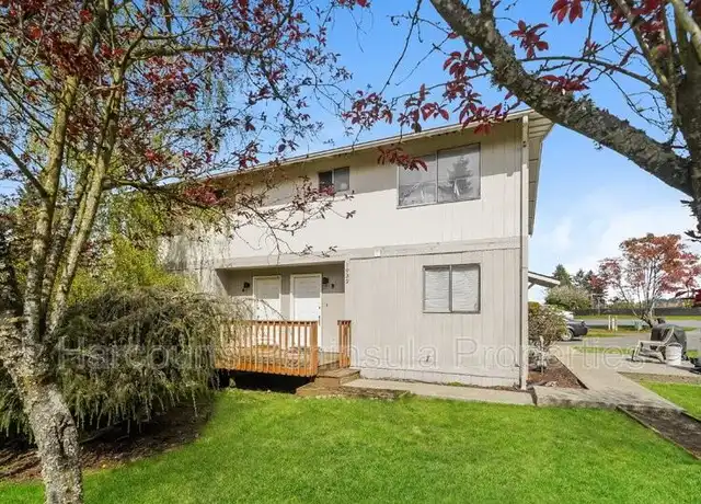 Property at 1032 Hanford Ave Unit A, Bremerton, WA, 98310, 3 beds, 2 baths, [object Object]