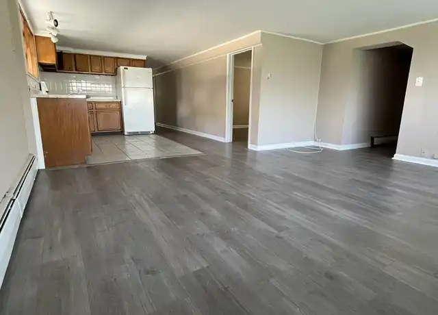 Property at 3737 W Irving Park Rd Unit G, Chicago, IL, 60618, 2 beds, 1 bath, [object Object]