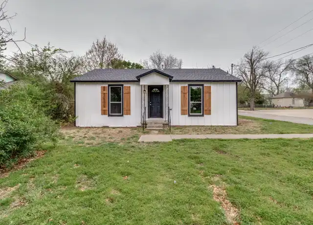 Property at 208 North Ave, Whitesboro, TX, 76273, 2 beds, 1 bath, [object Object]