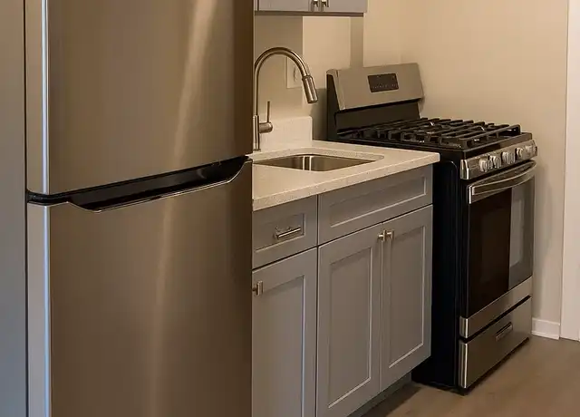 Property at 6710 S Claremont Ave Unit 2, Chicago, IL, 60636, 2 beds, 1 bath, [object Object]