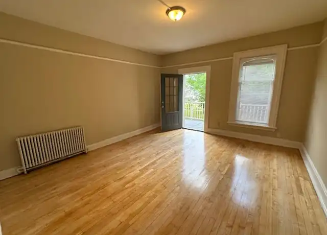 Property at 2943-2945 N Bartlett Ave Apt 3, Milwaukee, WI, 53211, 2 beds, 1 bath, [object Object]