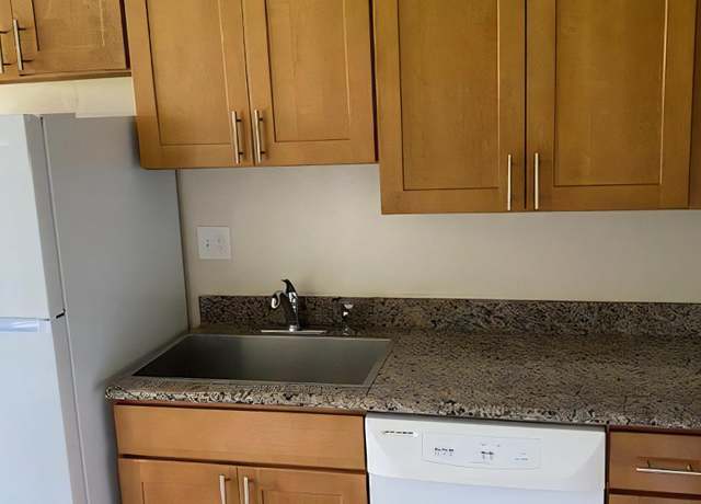 Photo of 3105 Maryland St Unit 101, Longview, WA 98632