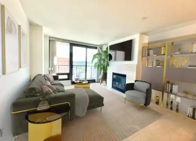 Property at 650 Bellevue Way NE, Bellevue, WA, 98004, 1 bed, 1 bath, [object Object]