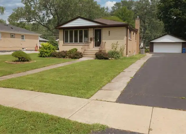 Property at 8415 Laramie Ave, Burbank, IL, 60459, 5 beds, 2 baths, [object Object]