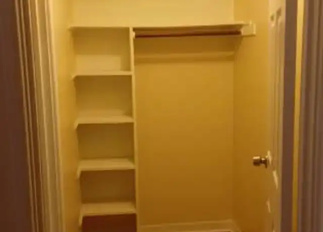 Property at 5534 N Kenmore Ave Unit 206, Chicago, IL, 60640, 1 bed, 1 bath, [object Object]